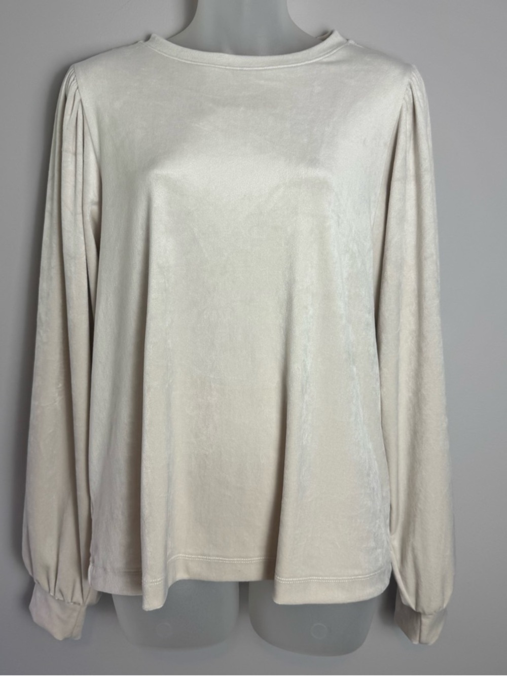 LOFT Cream Velour Puff Sleeve Top with Gentle Shoulder Gathers Size Large